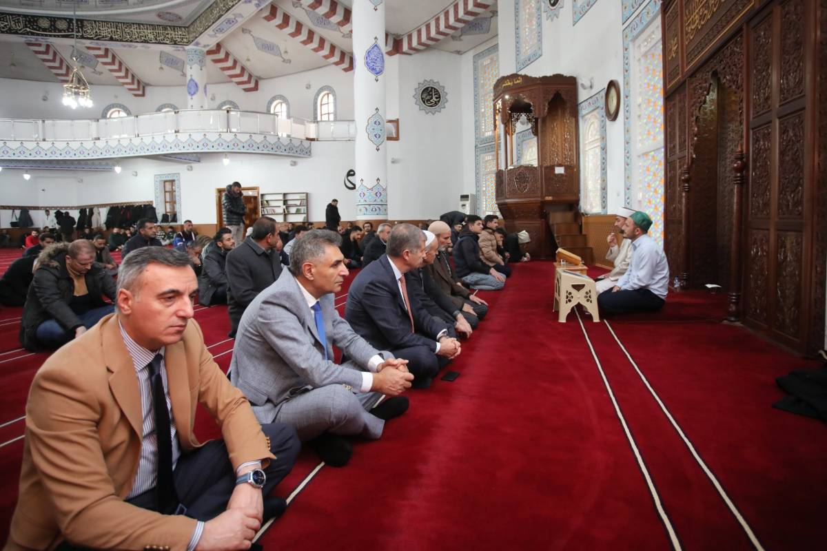 Ağrı’da acı bir şekilde hayatını kaybeden üniversite öğrencisi dualarla anıldı