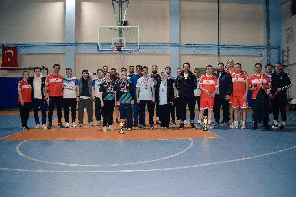 Taşlıçay’da Kurumlar Arası Rekabet Dostlukla Sonuçlandı