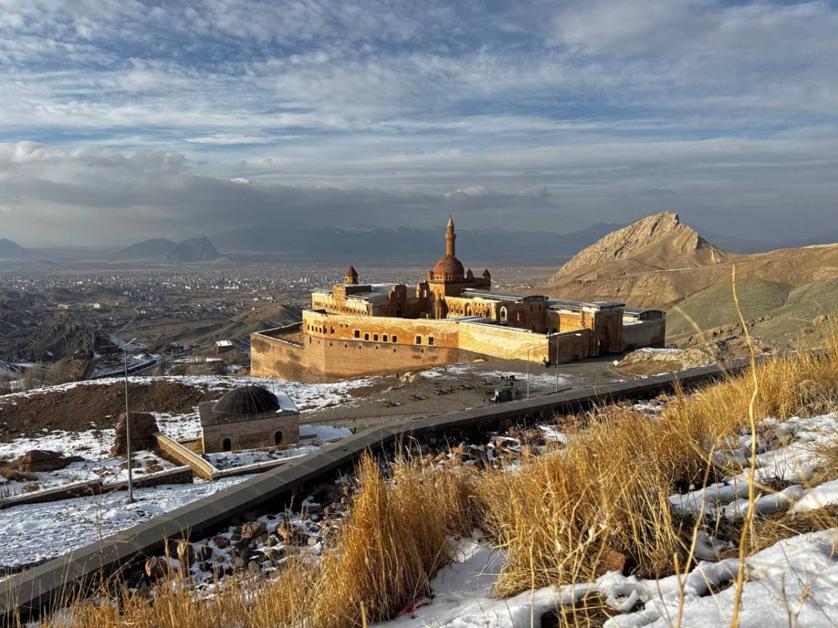 Ağrı’nın tarihi sarayı 2025’te 200 bini aşkın misafirini ağırladı