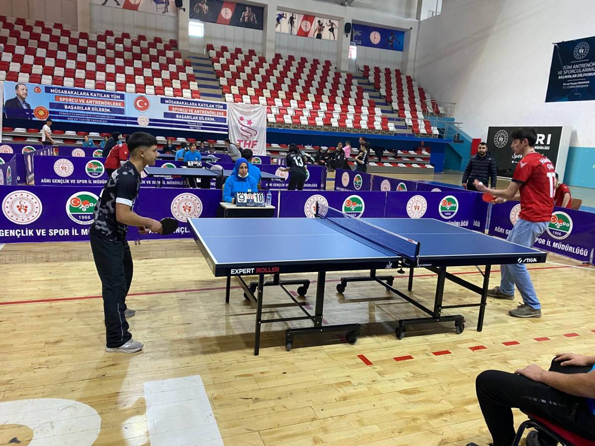 Ağrı’da Okul Sporları Masa Tenisi İl Birinciliği Müsabakaları Başladı