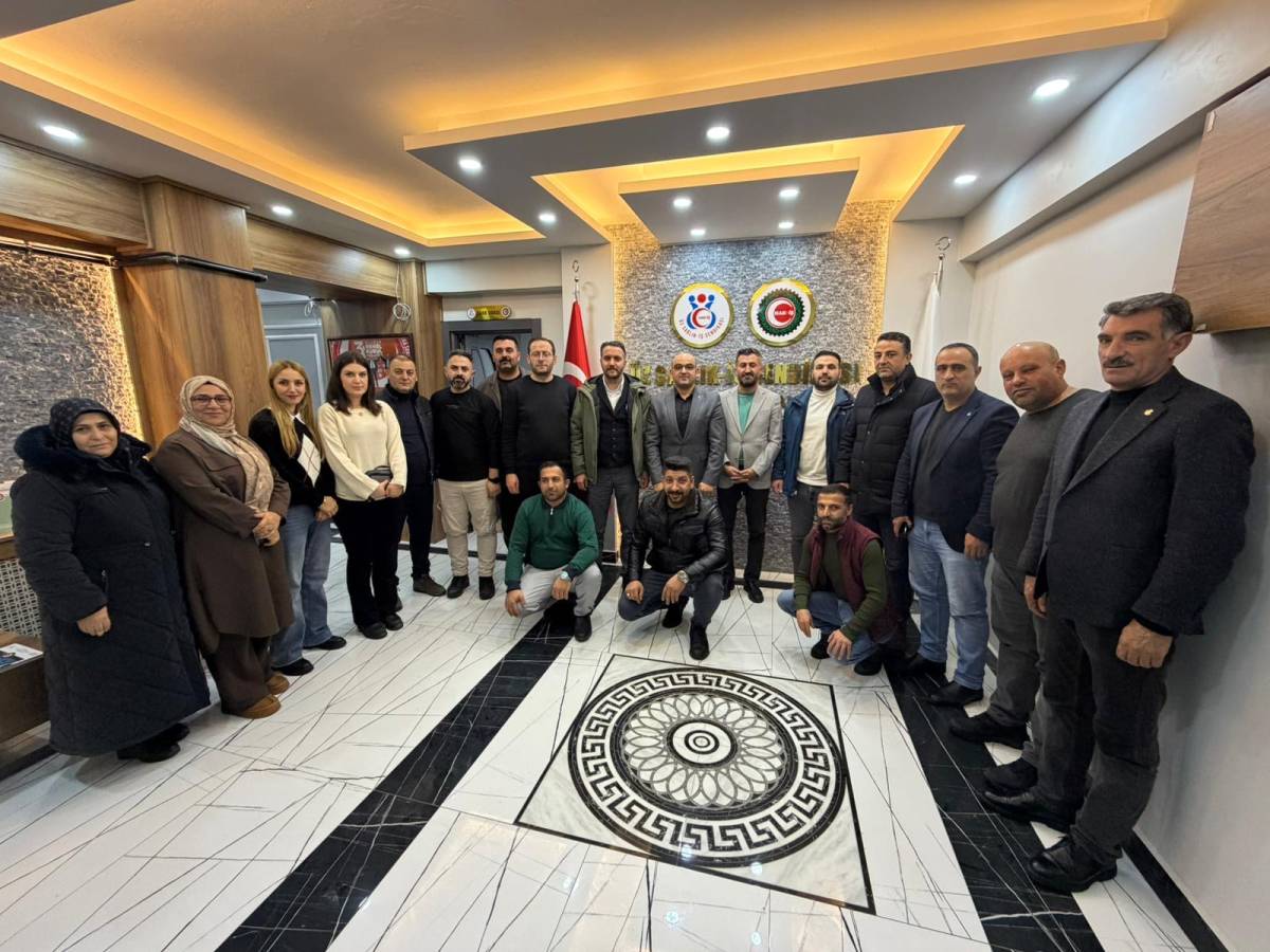 AK Parti Ağrı İl Başkanı Yıldız’dan Öz Sağlık-İş Sendikası’na Ziyaret