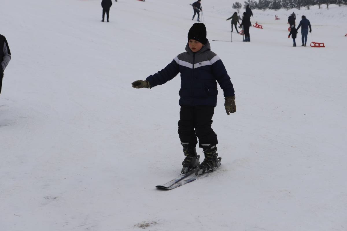 Ağrı Küpkıran Kayak Tesisinde Sömestir Coşkusu