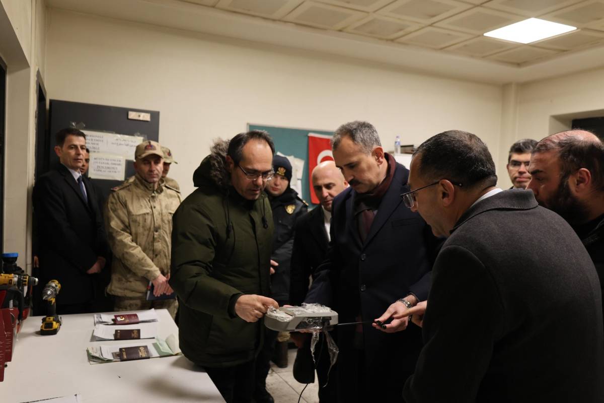 Vali Bozkurt’tan kurumlara ziyaret, sahada yoğun mesai