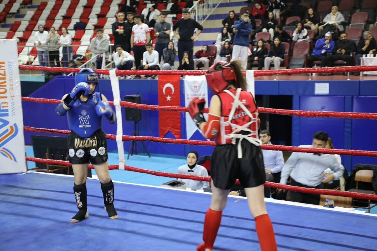 Muay Thai Şampiyonları Ağrı’da Belirlendi