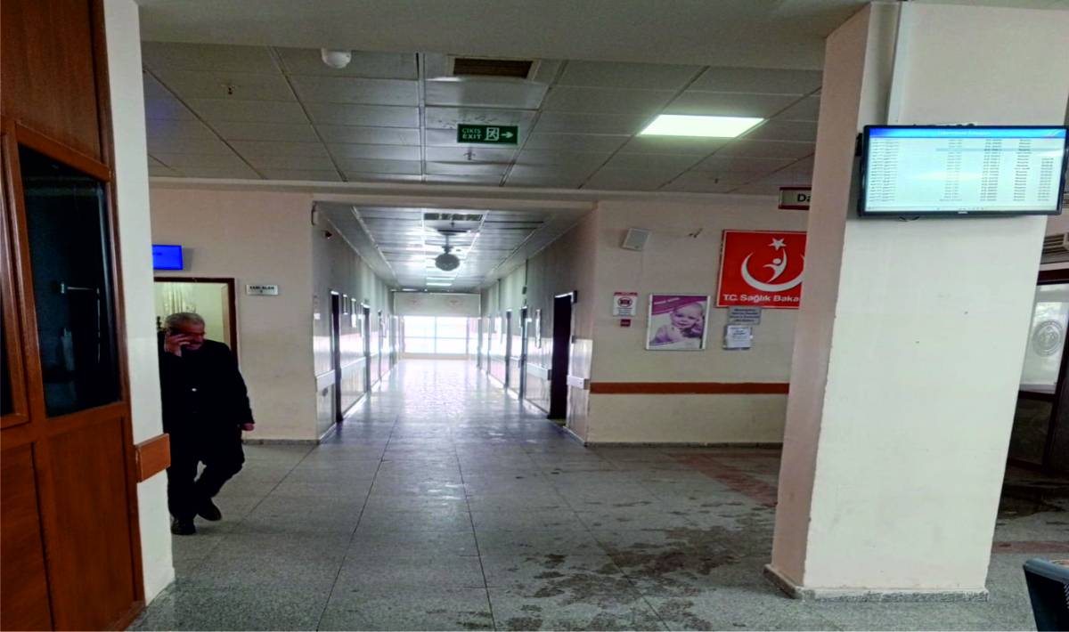 Patnos’ta Hastane Koridorları Boş Kaldı