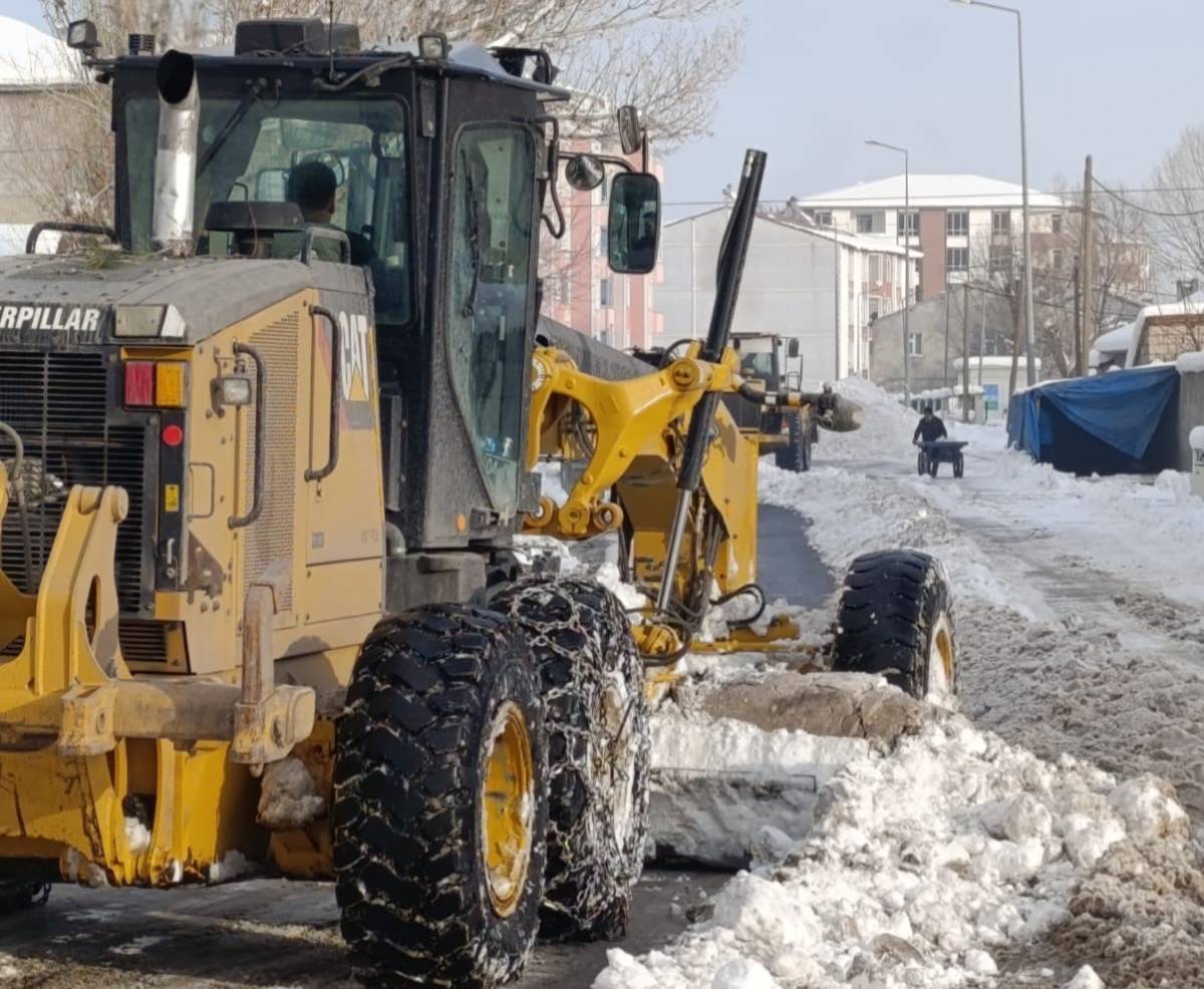 Ağrı’da Karla Mücadele Seferberliği