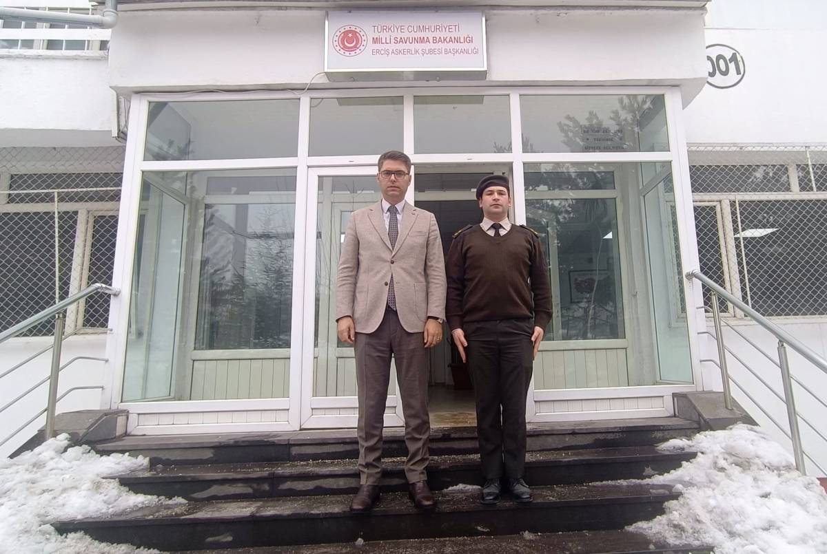 Kaymakam Karaloğlu’ndan Erciş Askerlik Şubesi’ne Ziyaret