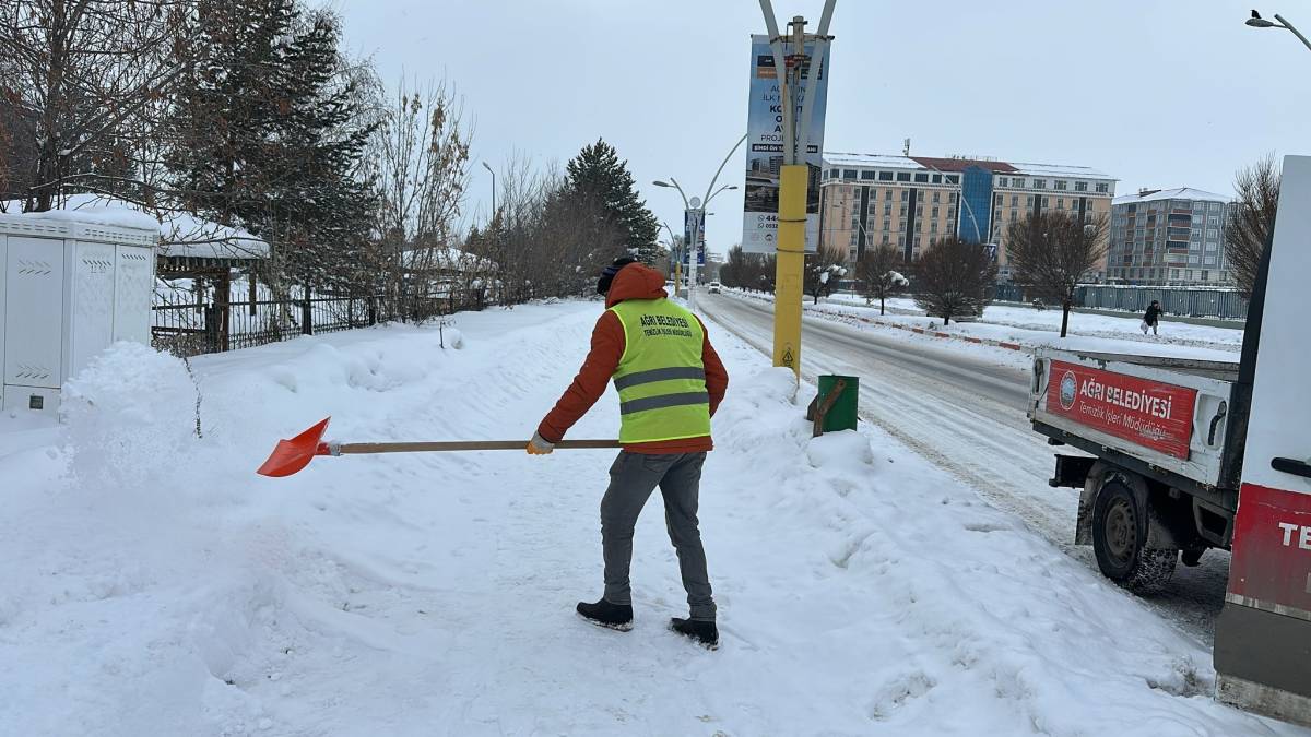 Ağrı’da Yaya Güvenliği İçin Ekipler Sahada