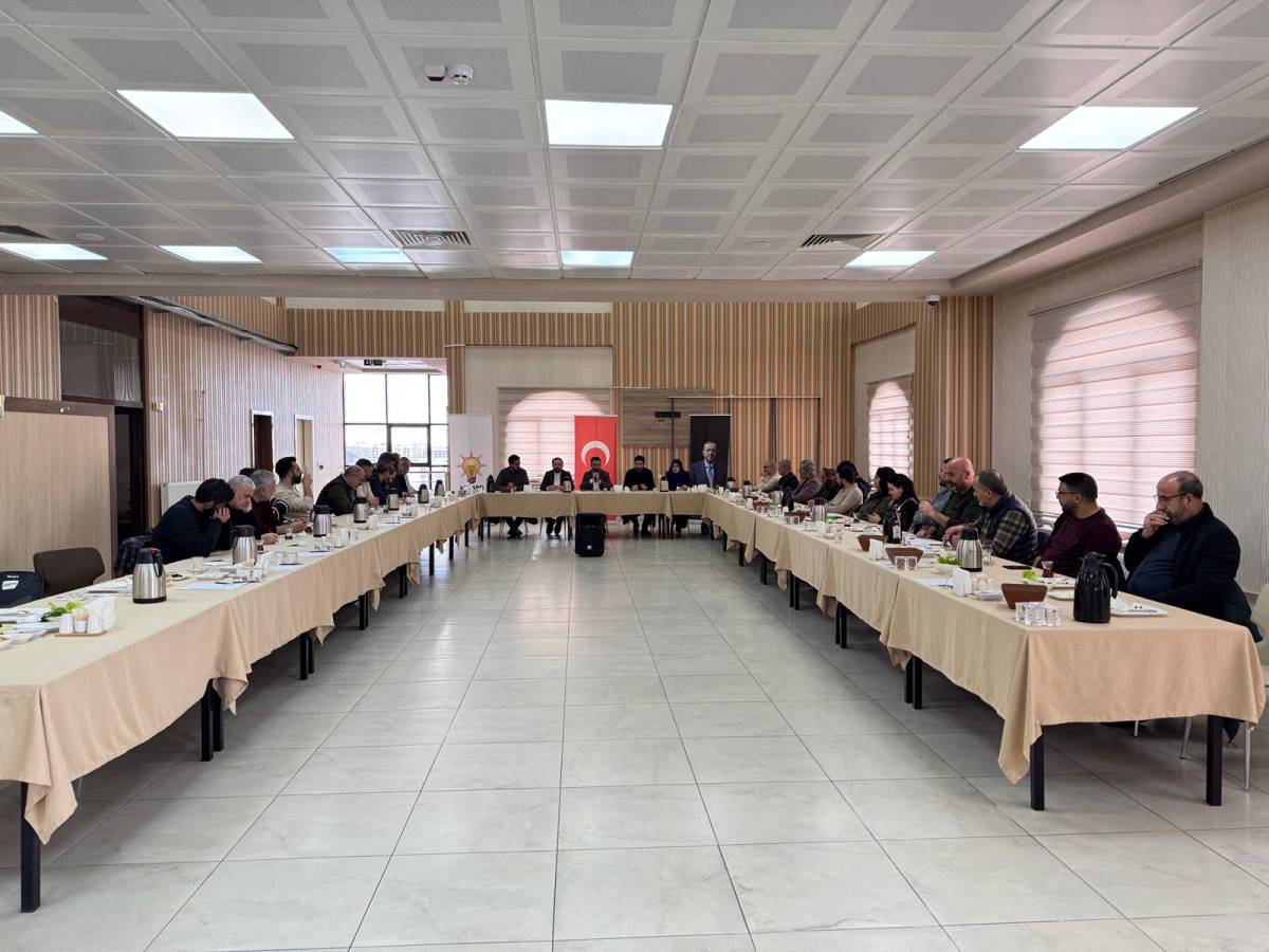 AK Parti Ağrı İl Başkanı Yıldız, Basın Mensuplarını Ağırladı