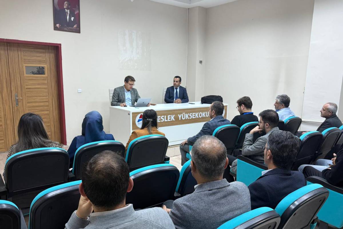 AİÇÜ’de Eğitim Kalitesi Tescillendi