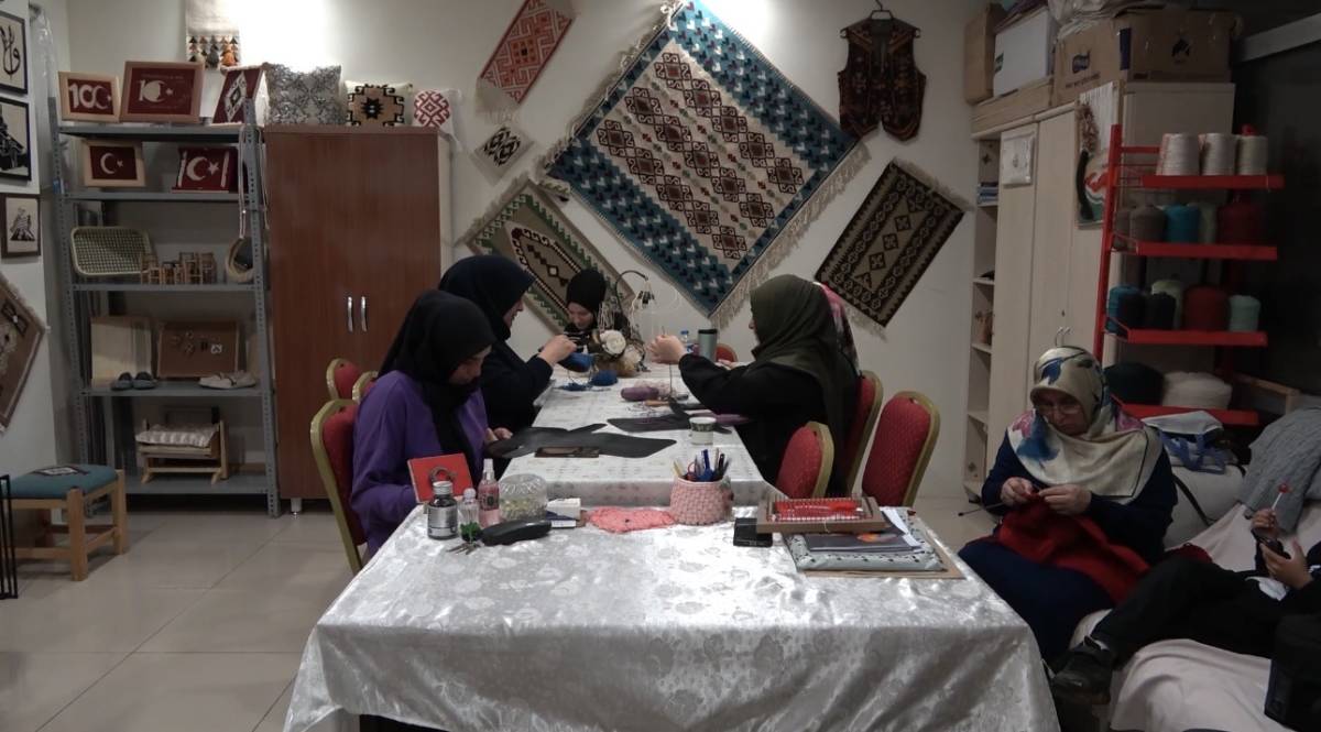 Ağrı’da Geleneksel Dokuma Kültürü Yaşatılıyor