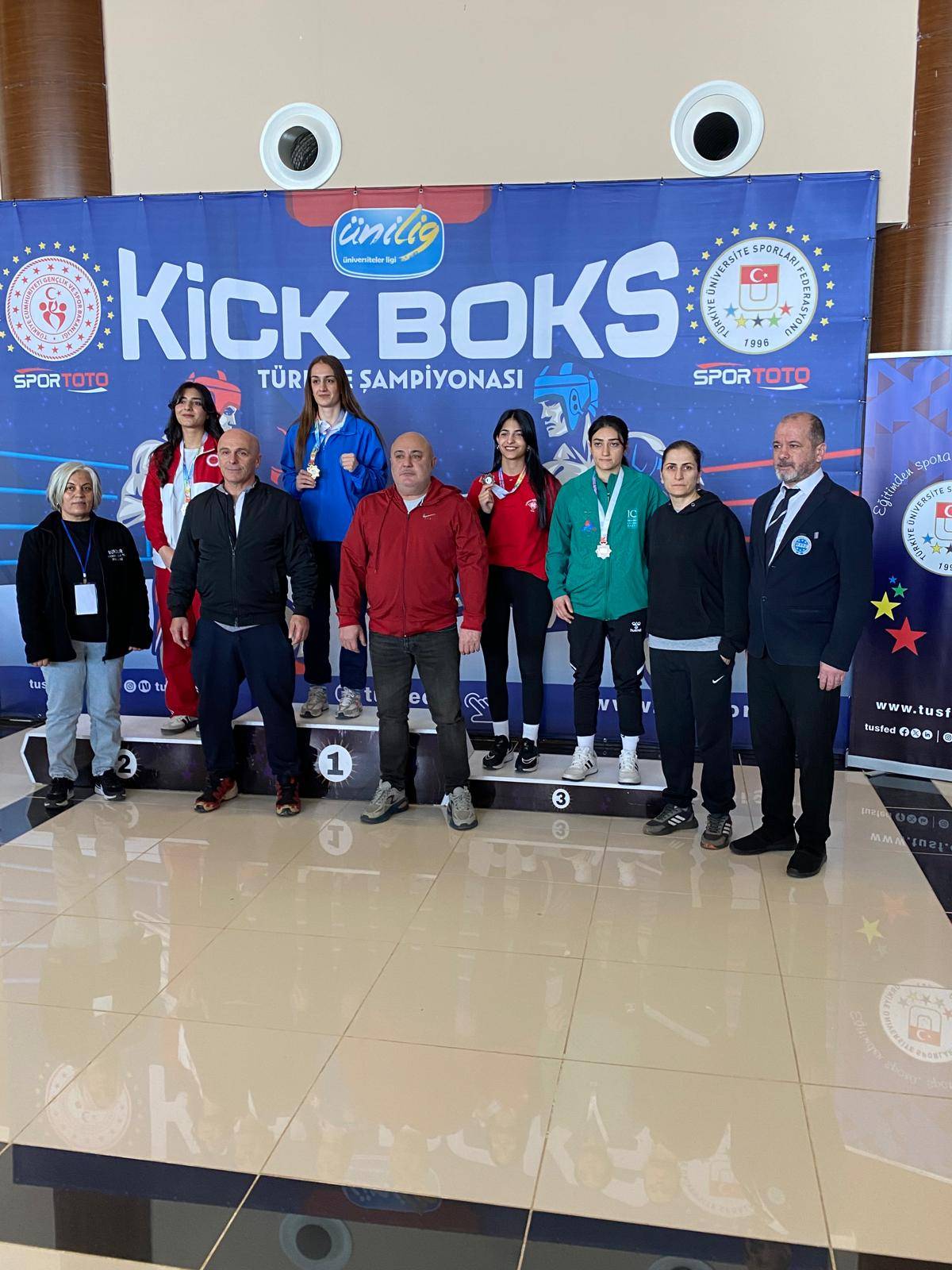 AİÇÜ Kick Boks Takımı’ndan Türkiye başarısı
