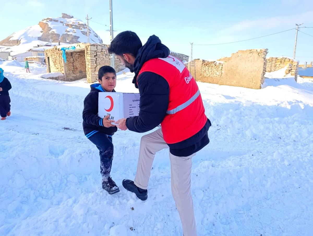 Kızılay’dan Diyadin’de kış dayanışması