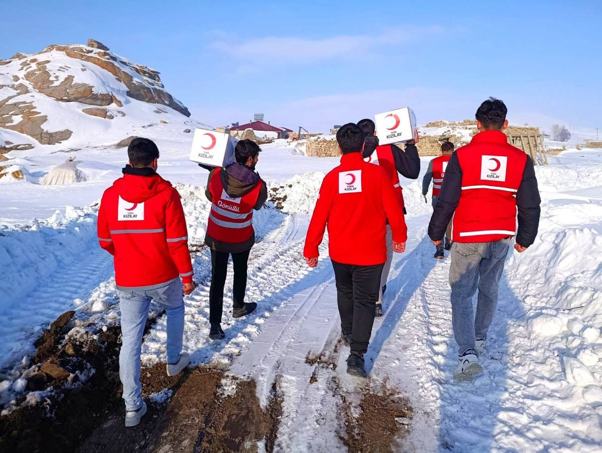 Kızılay’dan Diyadin’de kış dayanışması