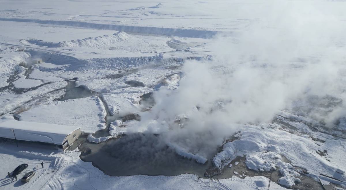 Diyadin’de kaplıca suları soğuk havada masalsı görüntüler oluşturdu