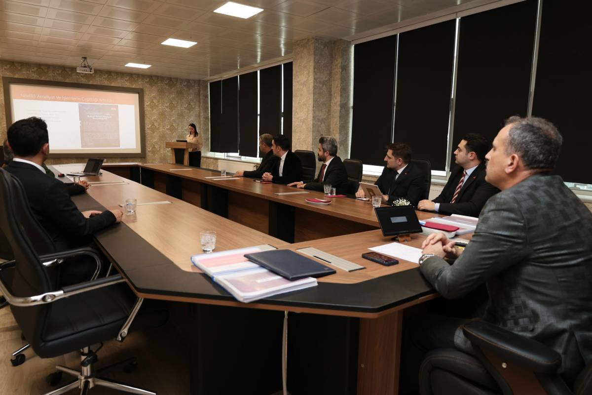 Ağrı Valisi Önder Bozkurt’tan Sağlık Hizmetlerine Yakın Takip