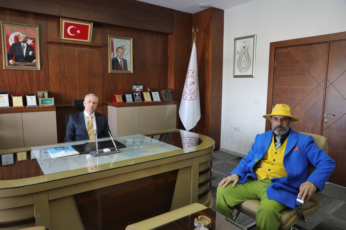 Kentin tanınan ismi Murat Kalender, Kökrek tarafından ağırlandı