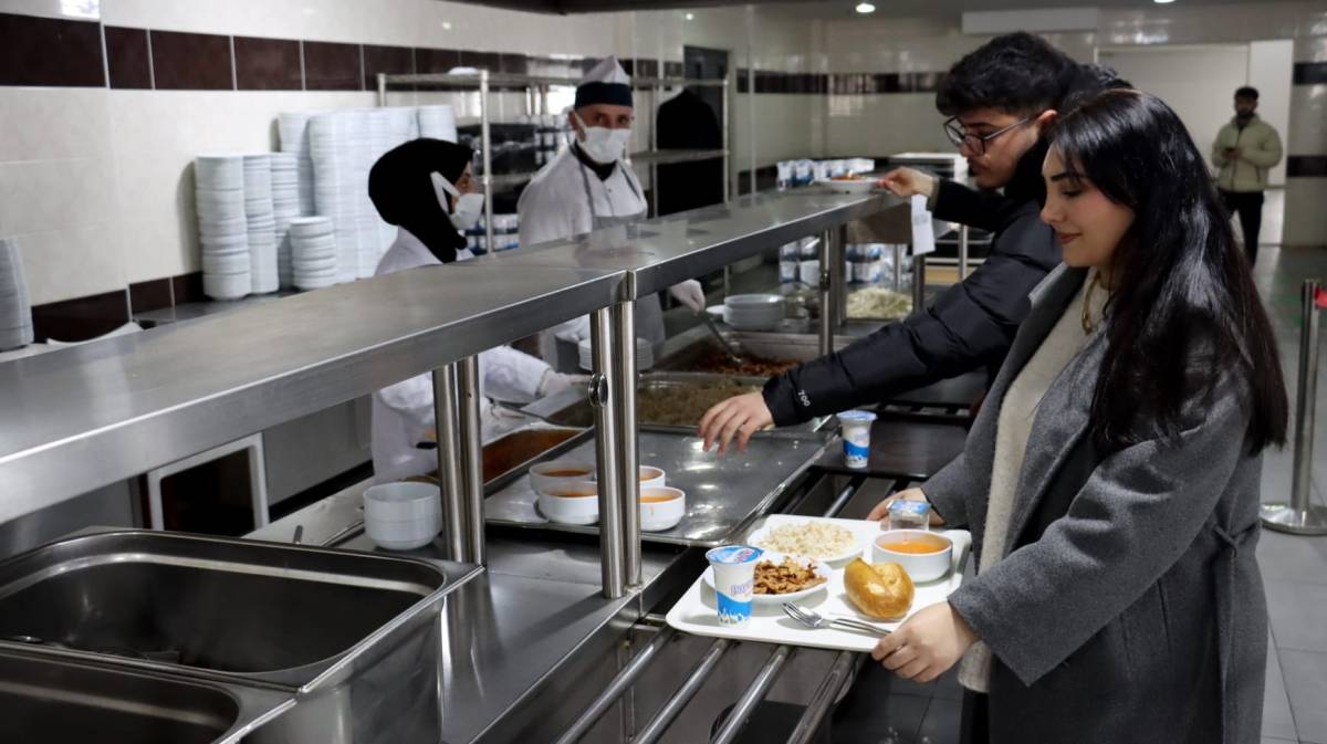 AİÇÜ’de öğrencilere Ramazan boyunca ücretsiz iftar yemeği verilecek