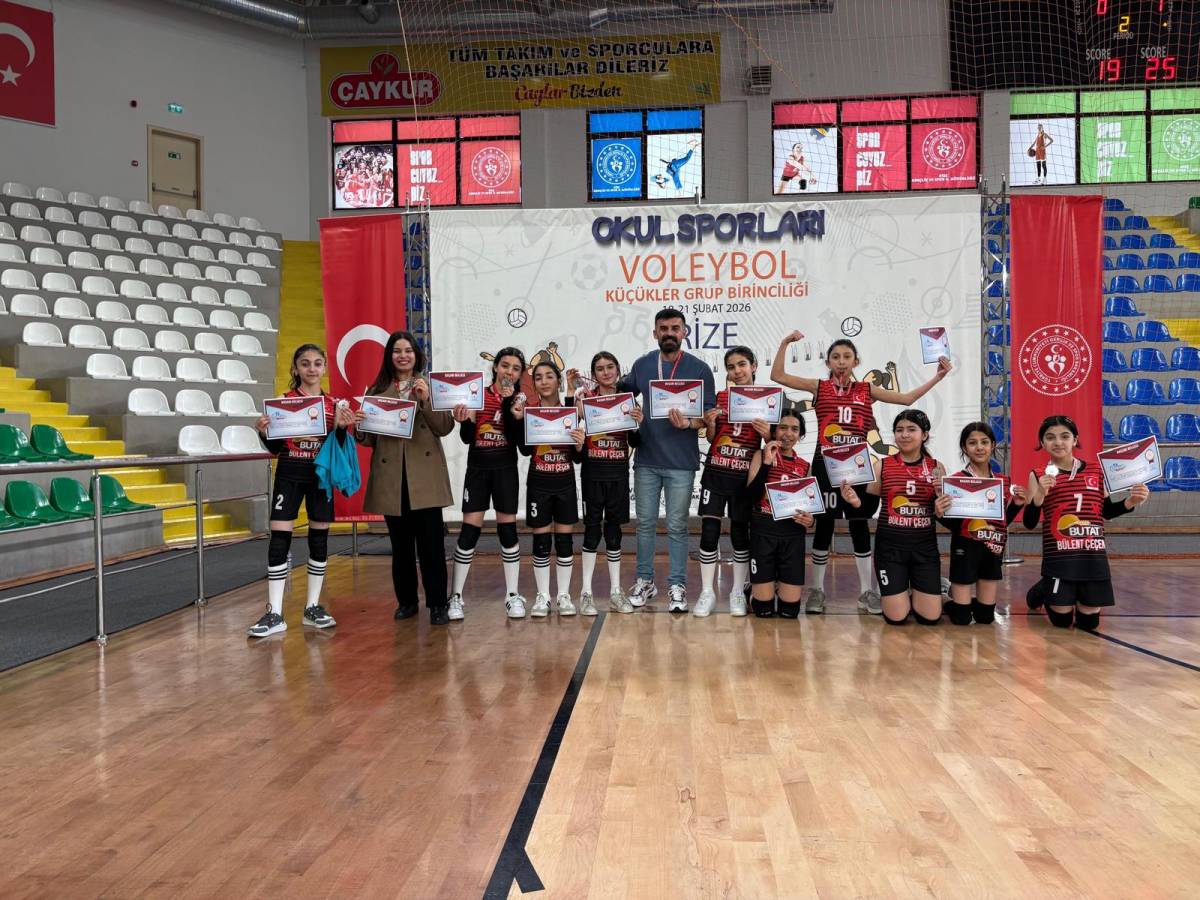 Ağrı’nın küçükleri set vermeden zirveye çıktı