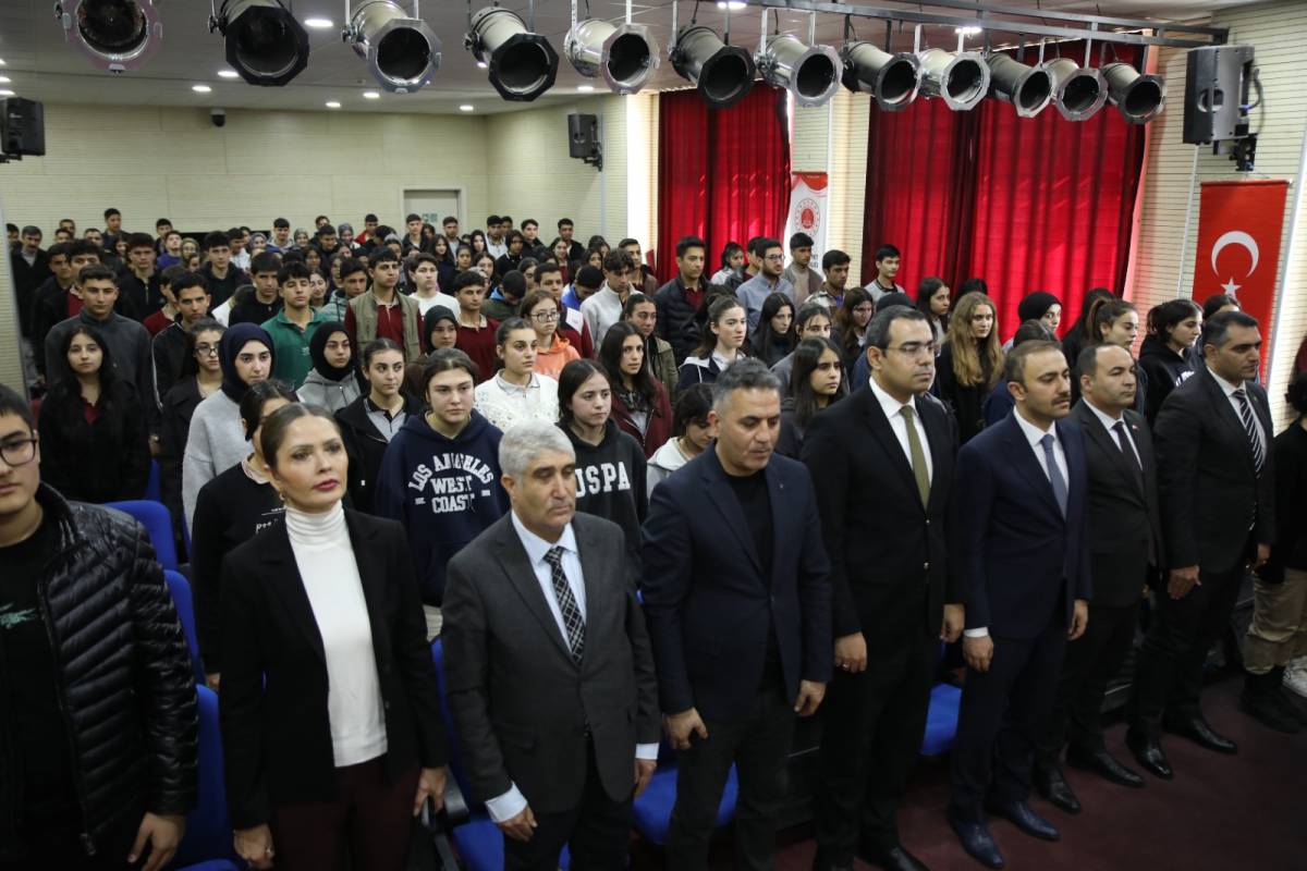 Erciş’te Gençlere