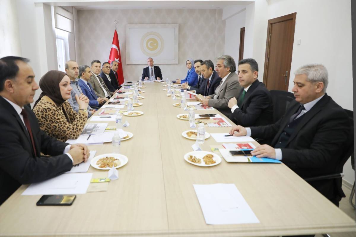 Eleşkirt’te Eğitim Yatırımları ve Projeler Görüşüldü