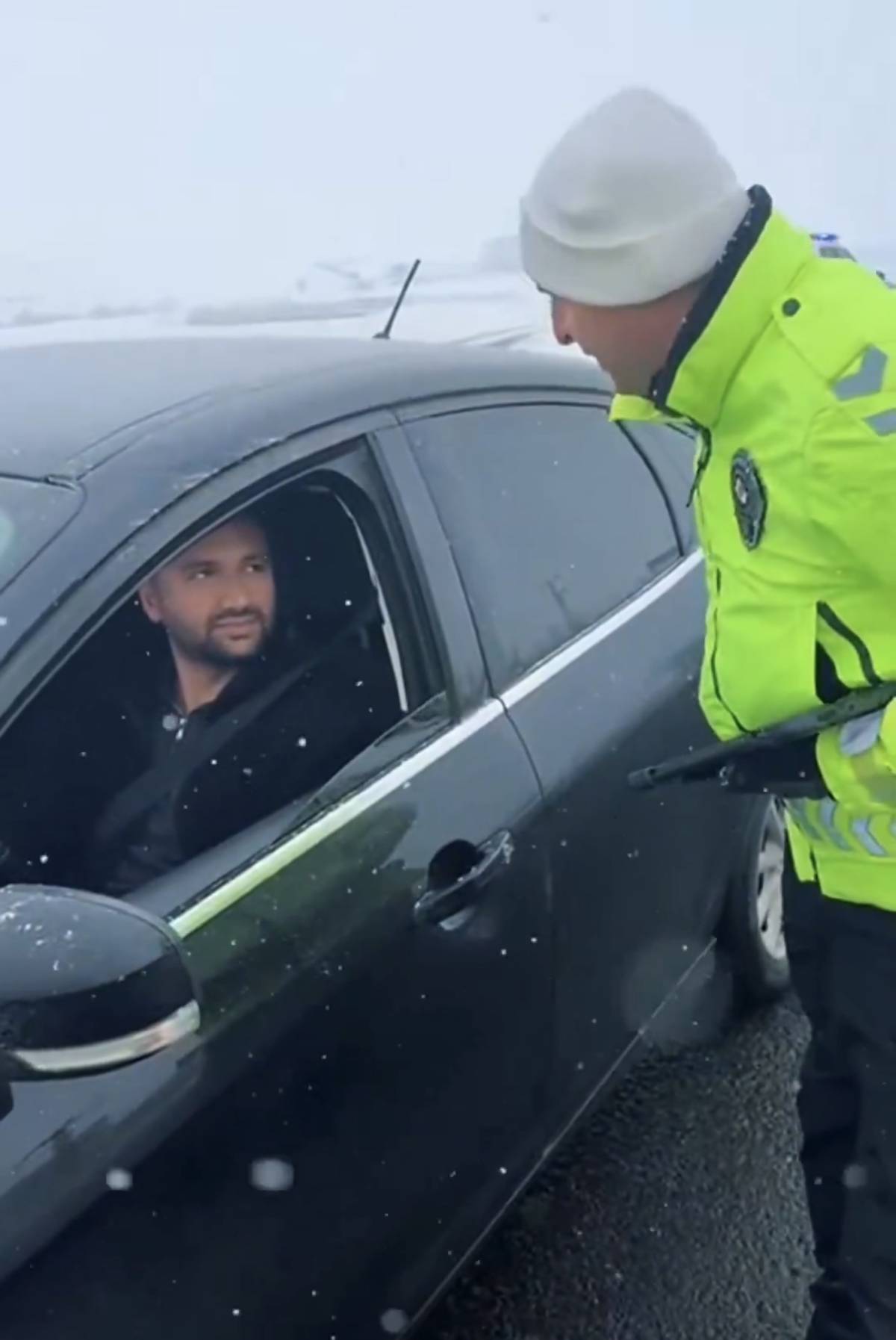 Ağrı’da Kış Tedbirleri Kapsamında Trafik Denetimleri Sürüyor