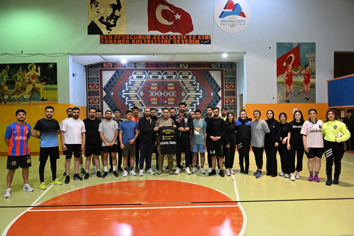 Ağrı’da Gençlere Polislik Mesleği Anlatıldı