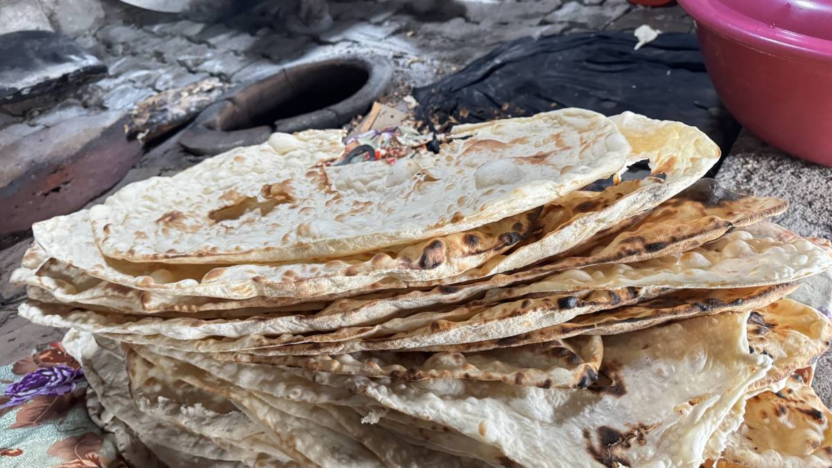 Ağrı’da Havaların Isınmasıyla Tandırlar Yeniden Yandı
