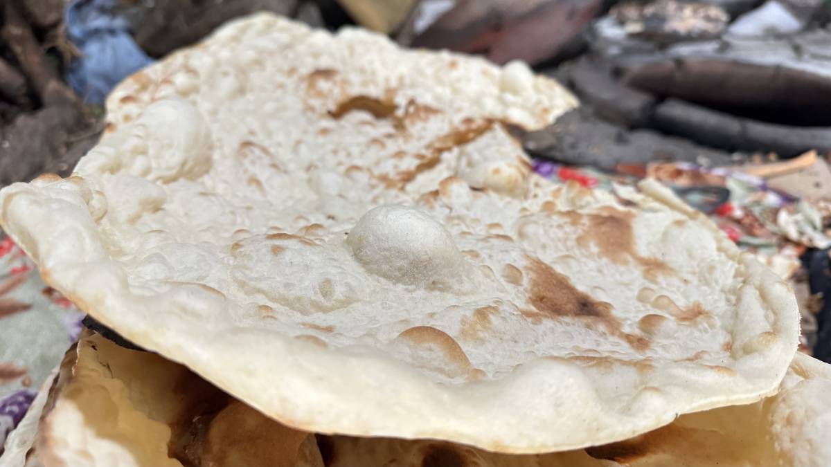 Ağrı’da Havaların Isınmasıyla Tandırlar Yeniden Yandı