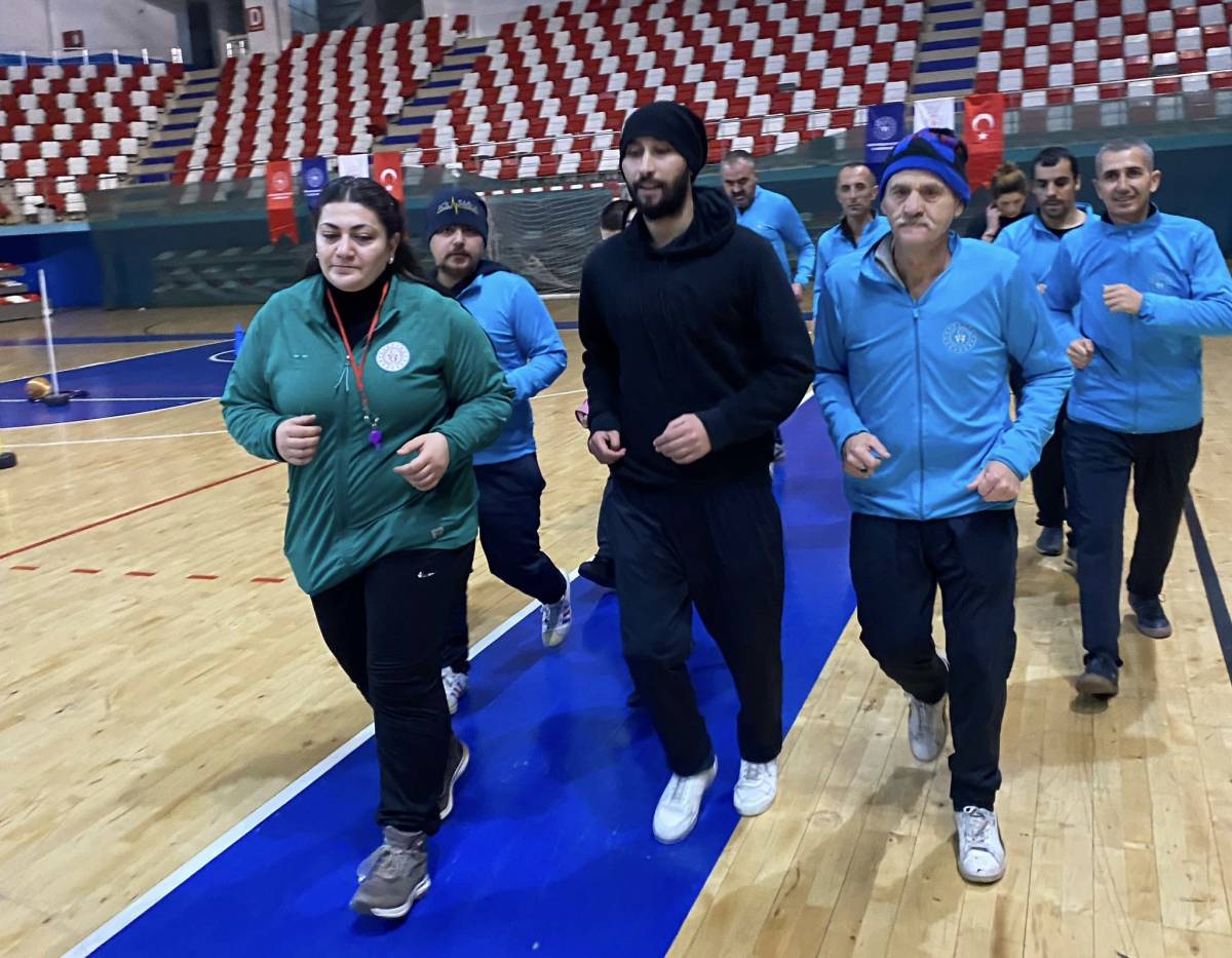 Ağrı’da engellilere yönelik spor faaliyetleri sürüyor