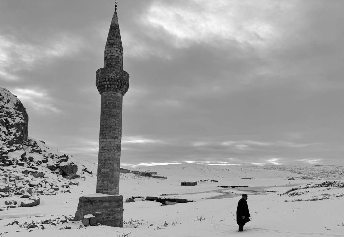 Ağrı’da kar ve soğukla gelen kartpostallık manzara