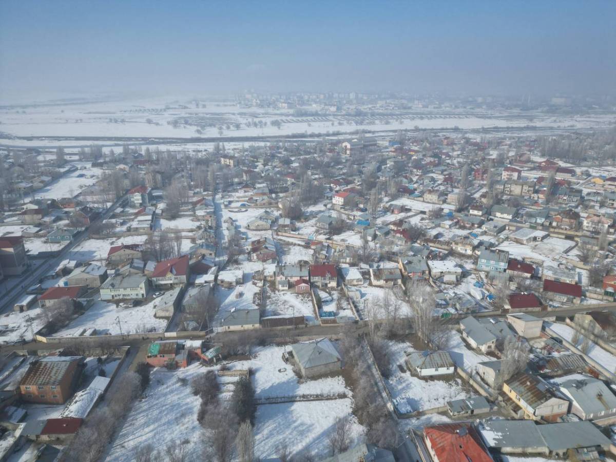 Ağrı’da kar ve soğukla gelen kartpostallık manzara