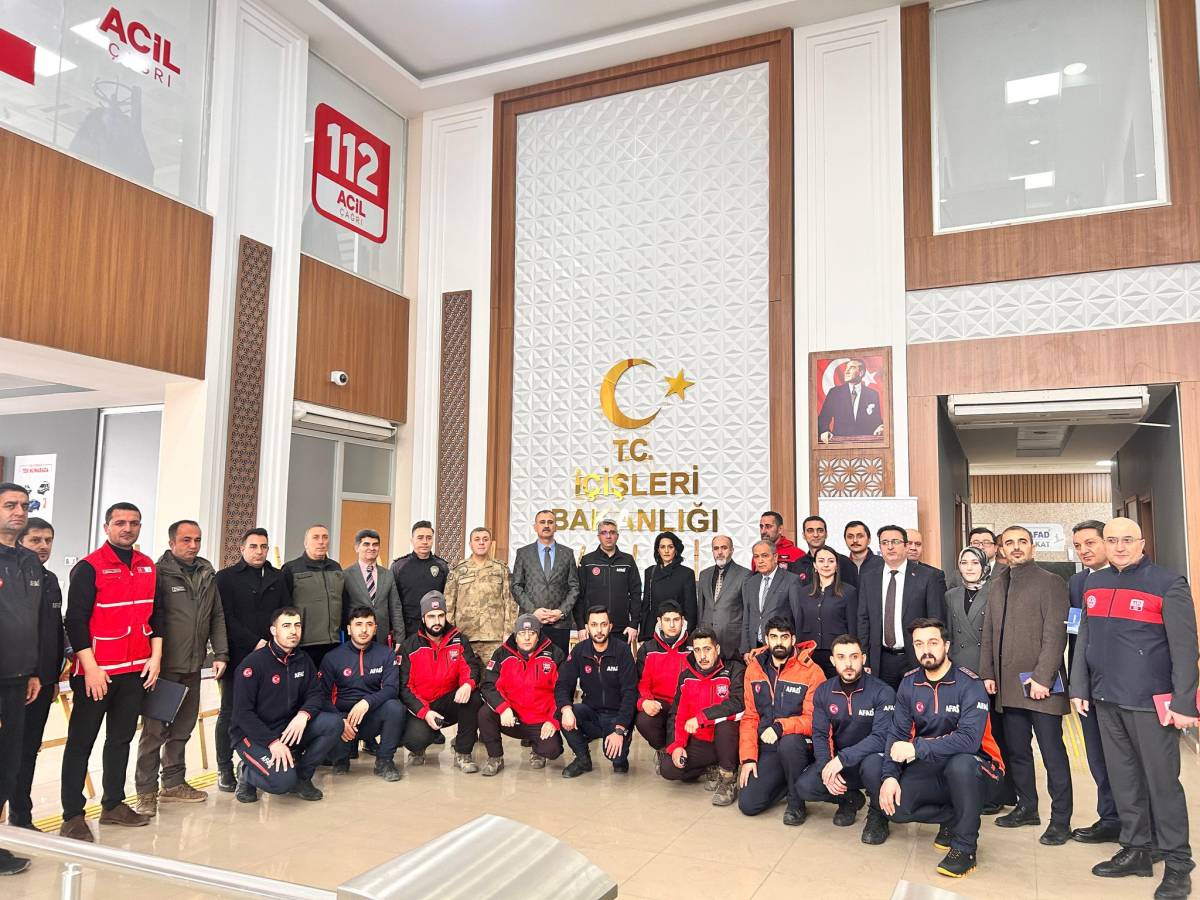 Ağrı’da 6 Şubat Depremleri Anıldı