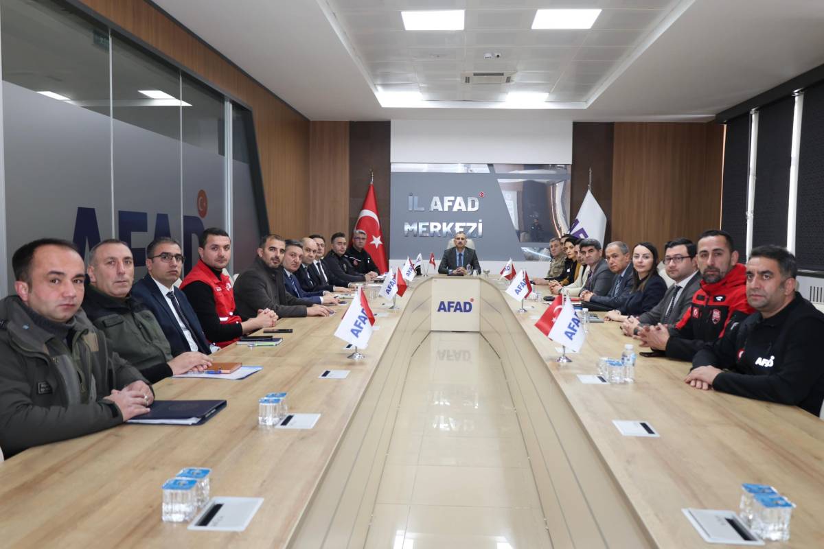 Ağrı’da 6 Şubat Depremleri Anıldı