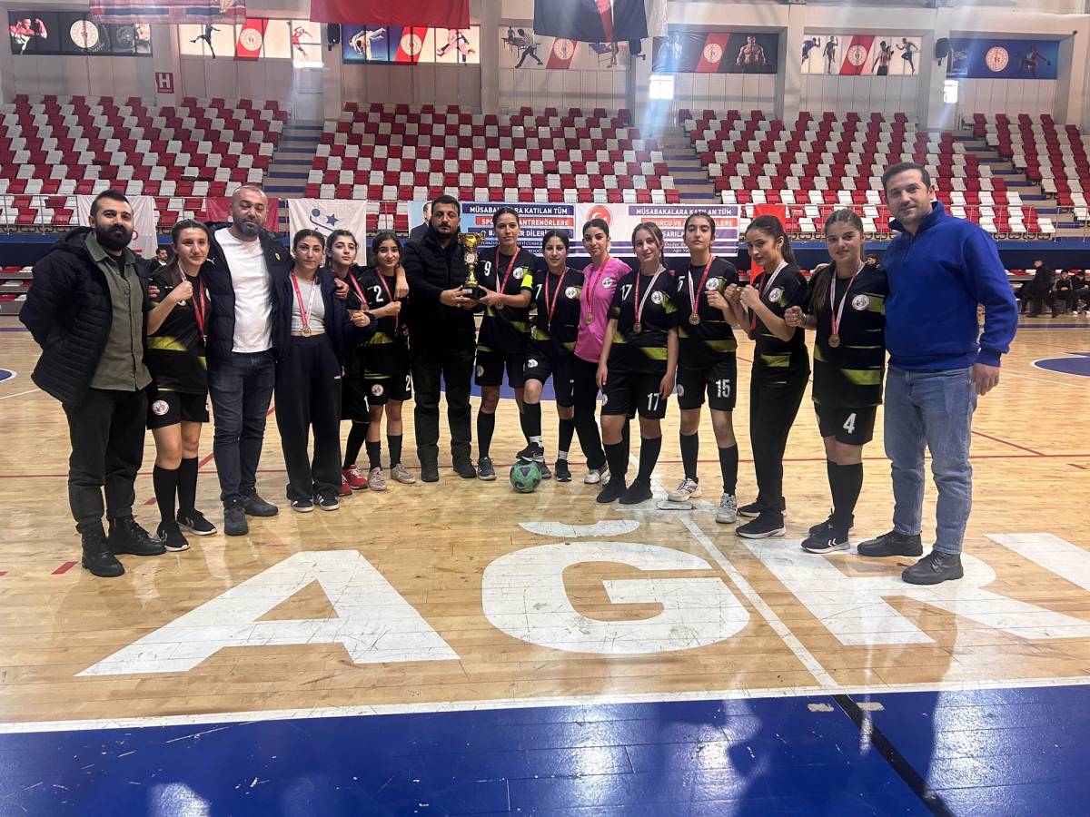 Ağrı’da Futsal İl Birinciliği tamamlandı