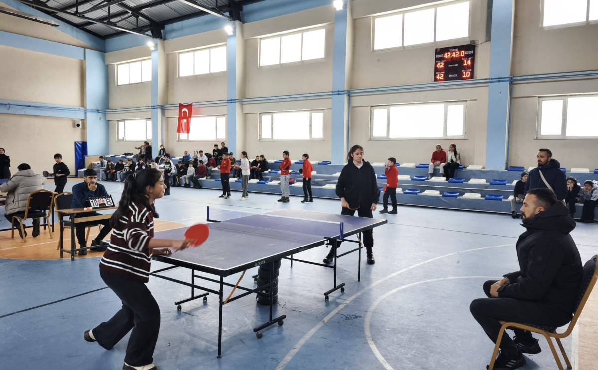 Taşlıçay’da 60 Öğrenci Rakete Sarıldı