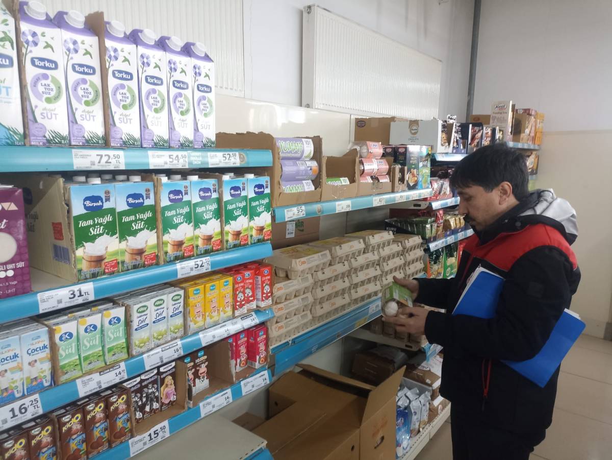 Ağrı’da vatandaşın sağlığı için denetimler sürüyor