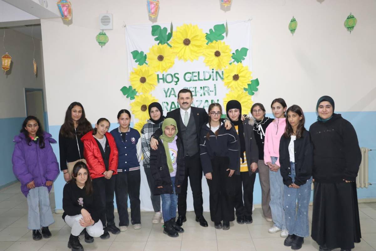 Tutak’ta Ramazan Bereketi Aynı Sofrada Paylaşıldı