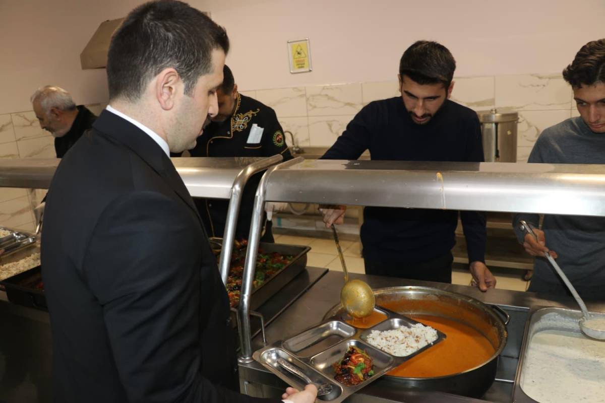 Tutak’ta Ramazan Bereketi Aynı Sofrada Paylaşıldı