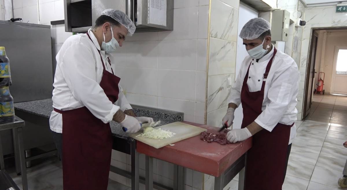 Kızılay Ağrı’da Ramazan Bereketini Her Gün 3 Bin Sofraya Ulaştırıyor