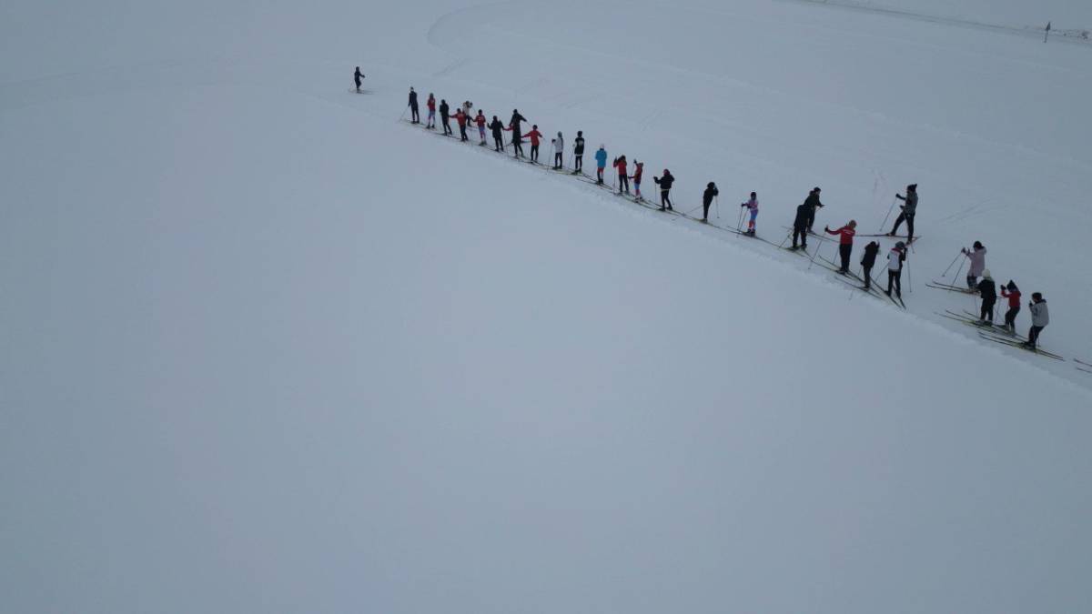 Ağrı’nın genç kayakçıları zirve için antrenmanlarını aralıksız sürdürüyor