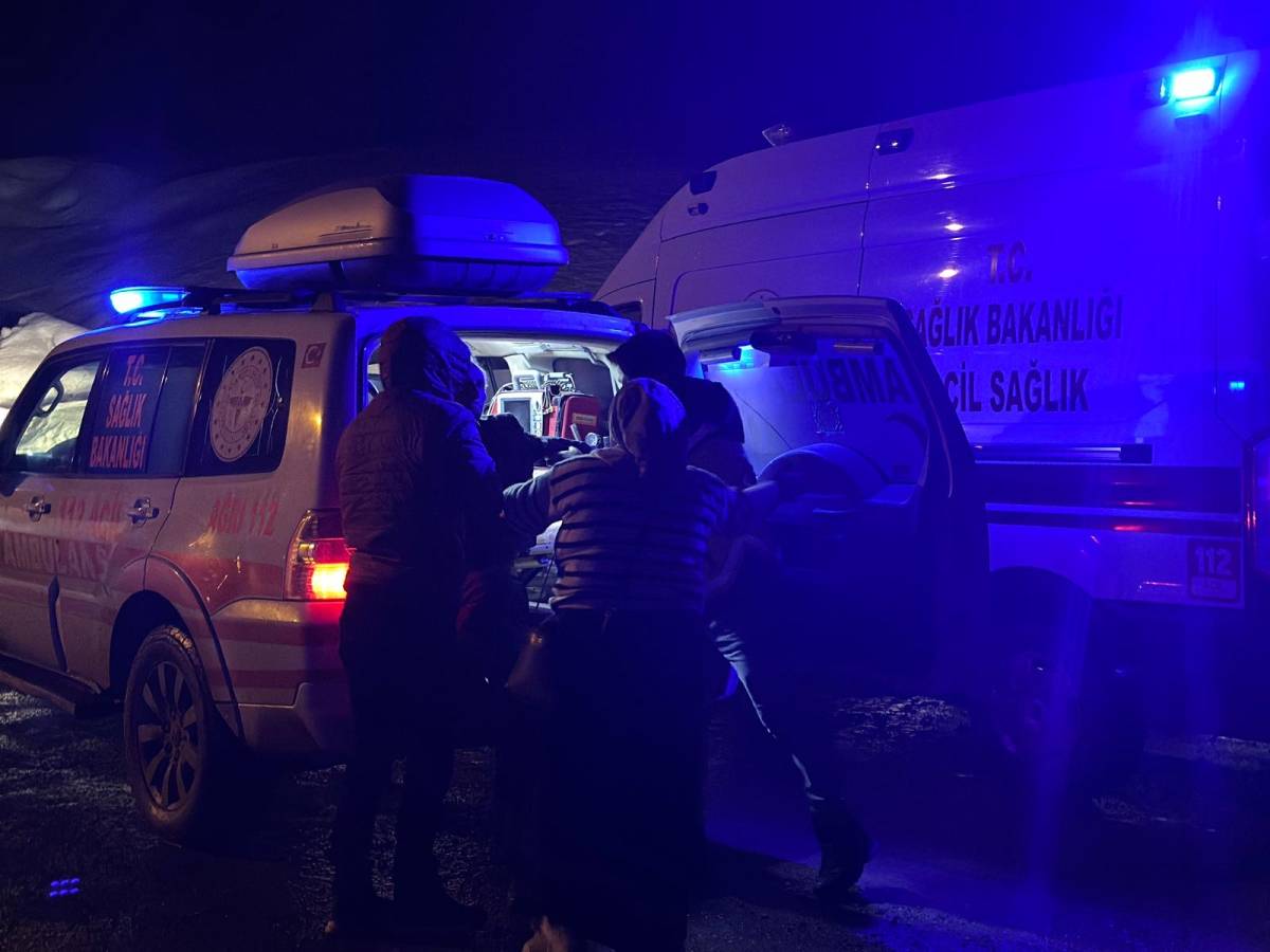 Ağrı’da Sağlık Ekipleri 66 Yaşındaki Hasta İçin Seferber Oldu