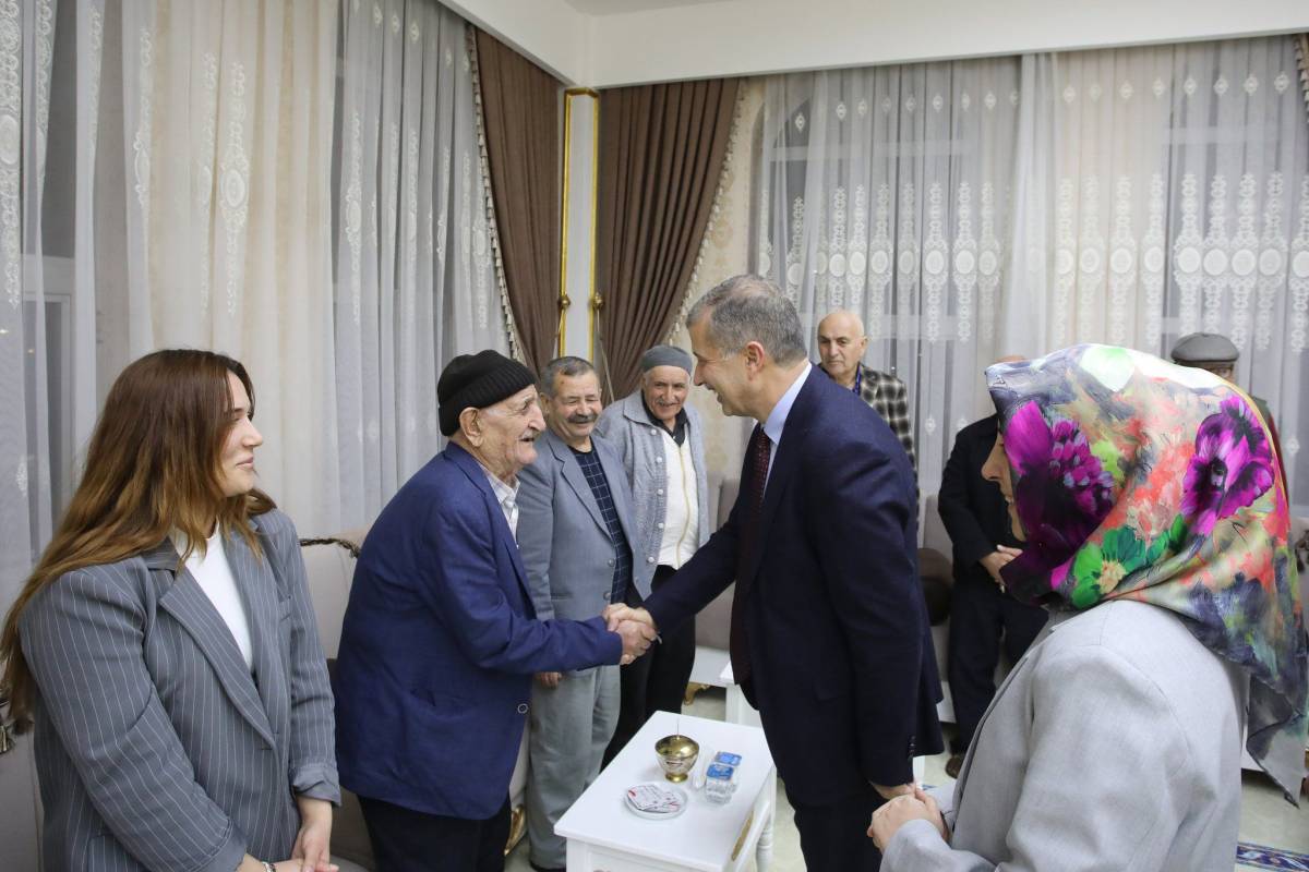 Ağrı’da Kuşaklar Aynı Sofrada Buluştu