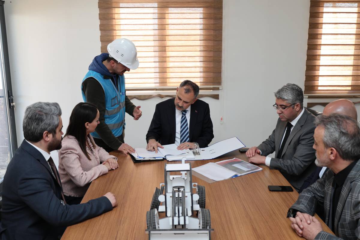 Ağrı’da deprem izolatörlü ilk hastane yükseliyor