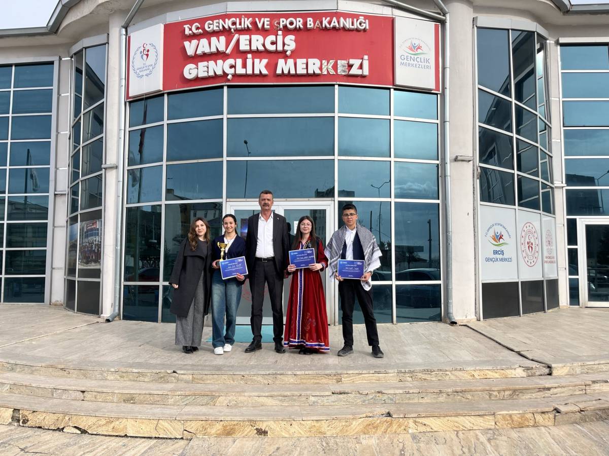 Ercişli Öğrenci Evin Aslan’dan Büyük Başarı