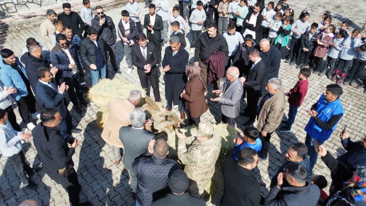 Ağrı’da Nevruz coşkuyla kutlanıyor