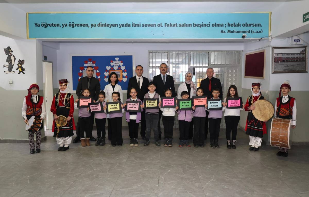 Ağrı Valisi Bozkurt, “Maarifin Kalbinde Ramazan” etkinliklerine katıldı