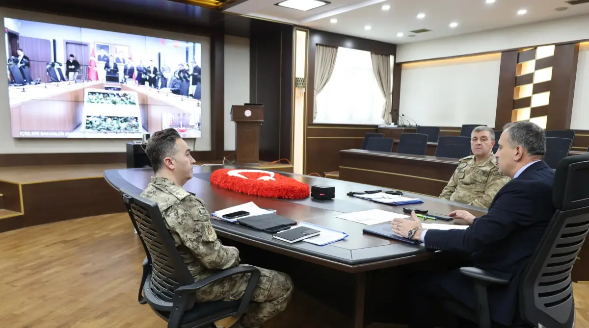 Vali Bozkurt İçişleri Bakanı Mustafa Çiftçi başkanlığında video konferans güvenlik toplantısına katıldı