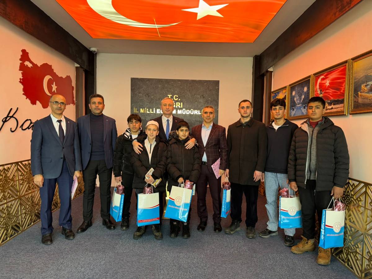 Ağrı’nın Gururu Öğrenciler Bölge Yolcusu