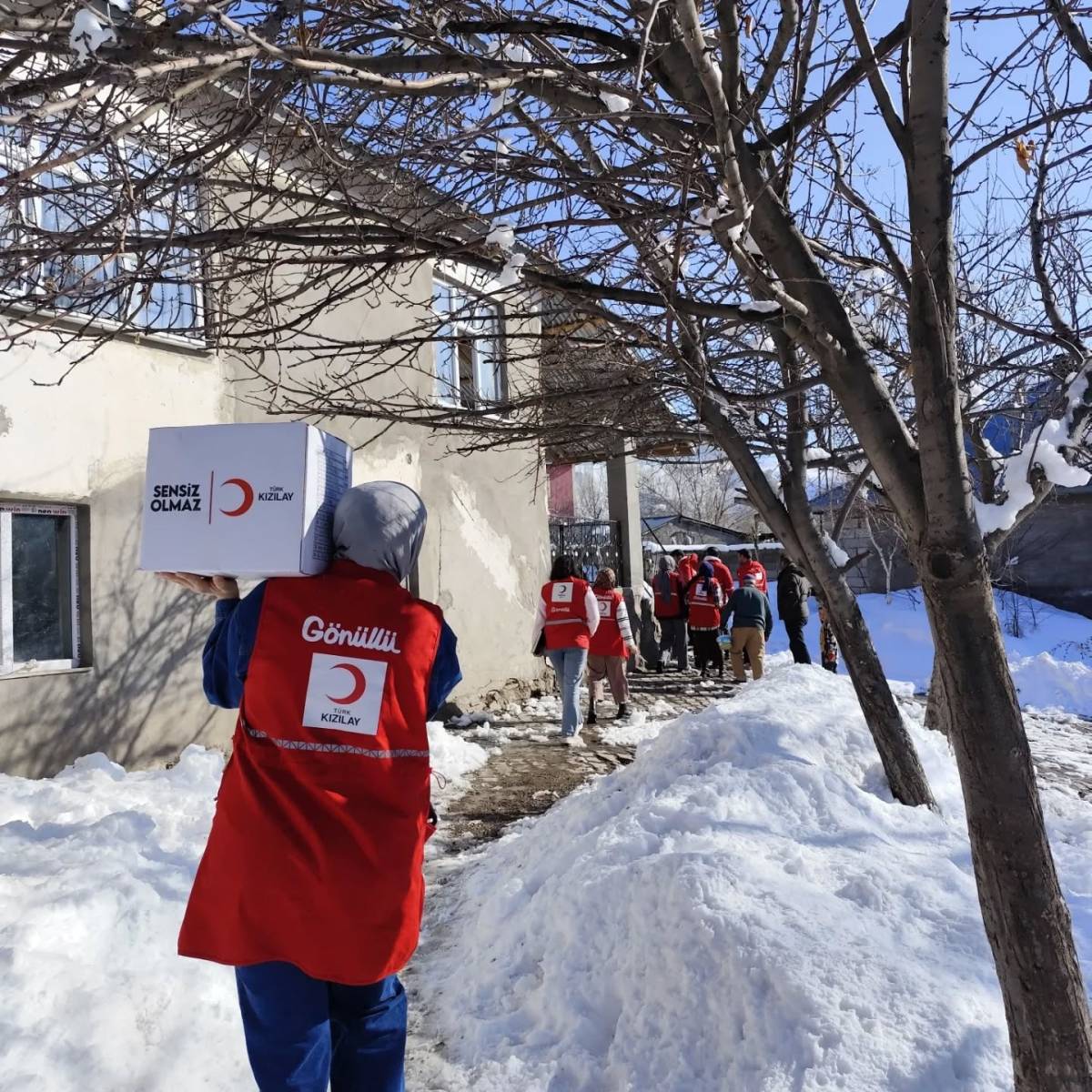 Patnos Kızılay Dedeli Belediyesi ve Değirmendüzü Köyünü Zİyaret Etti